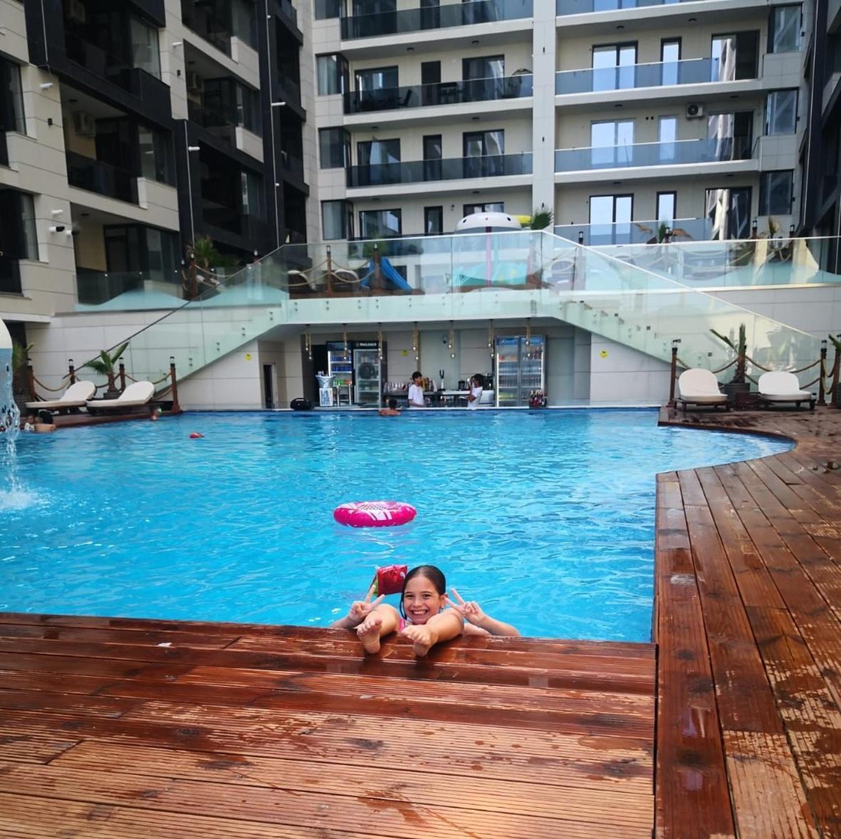 Blue Wave Luxury Apartment Mamaia Nord Azimuth Beach 那沃达利 外观 照片